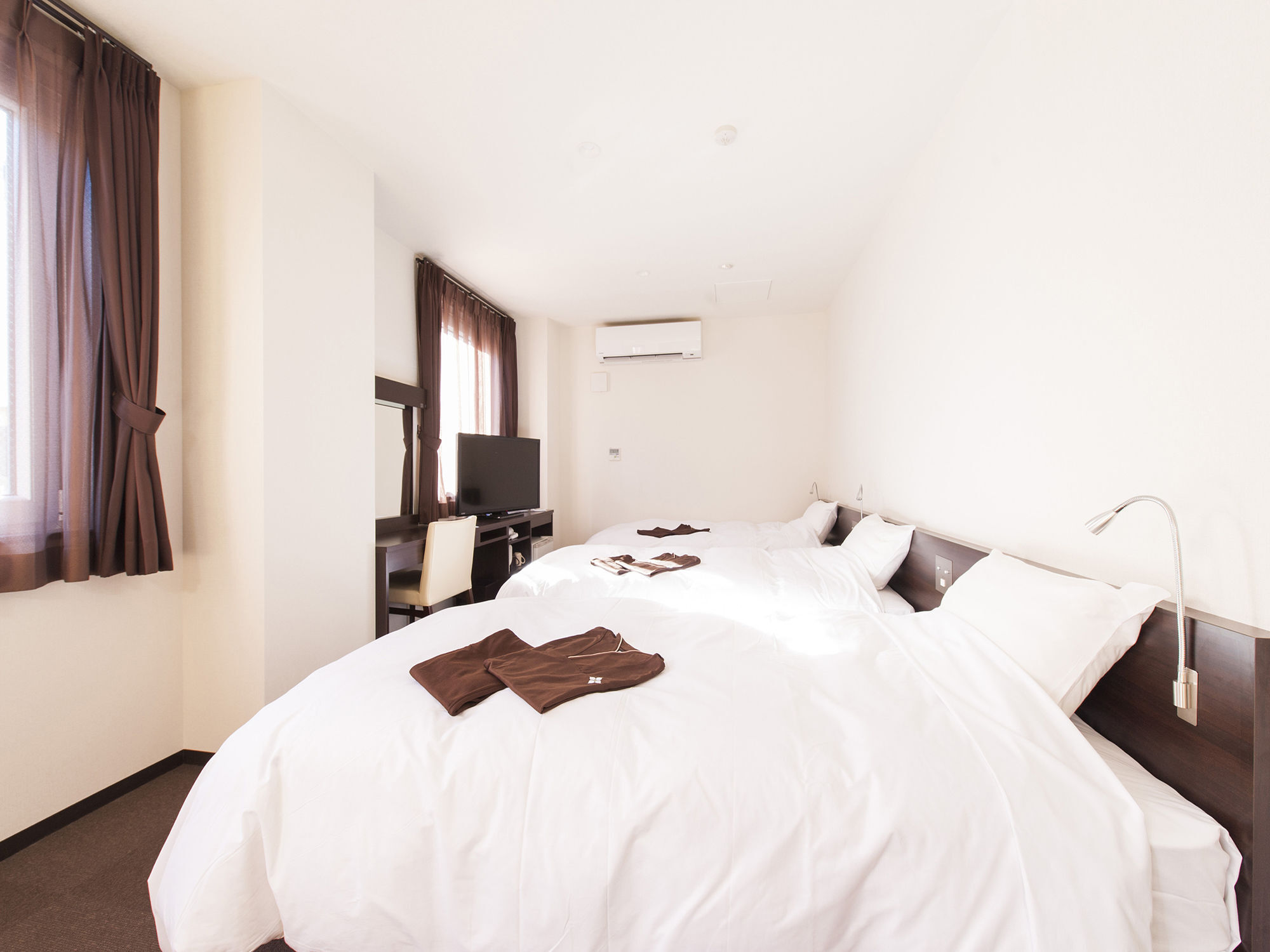 Hana Hotel Fukaya & Spa Kültér fotó
